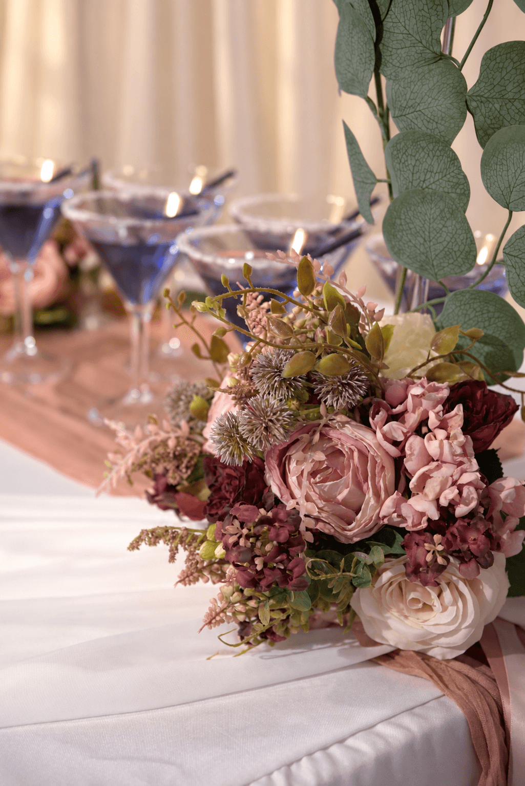 Custom florals and cocktails on a Centrepiece